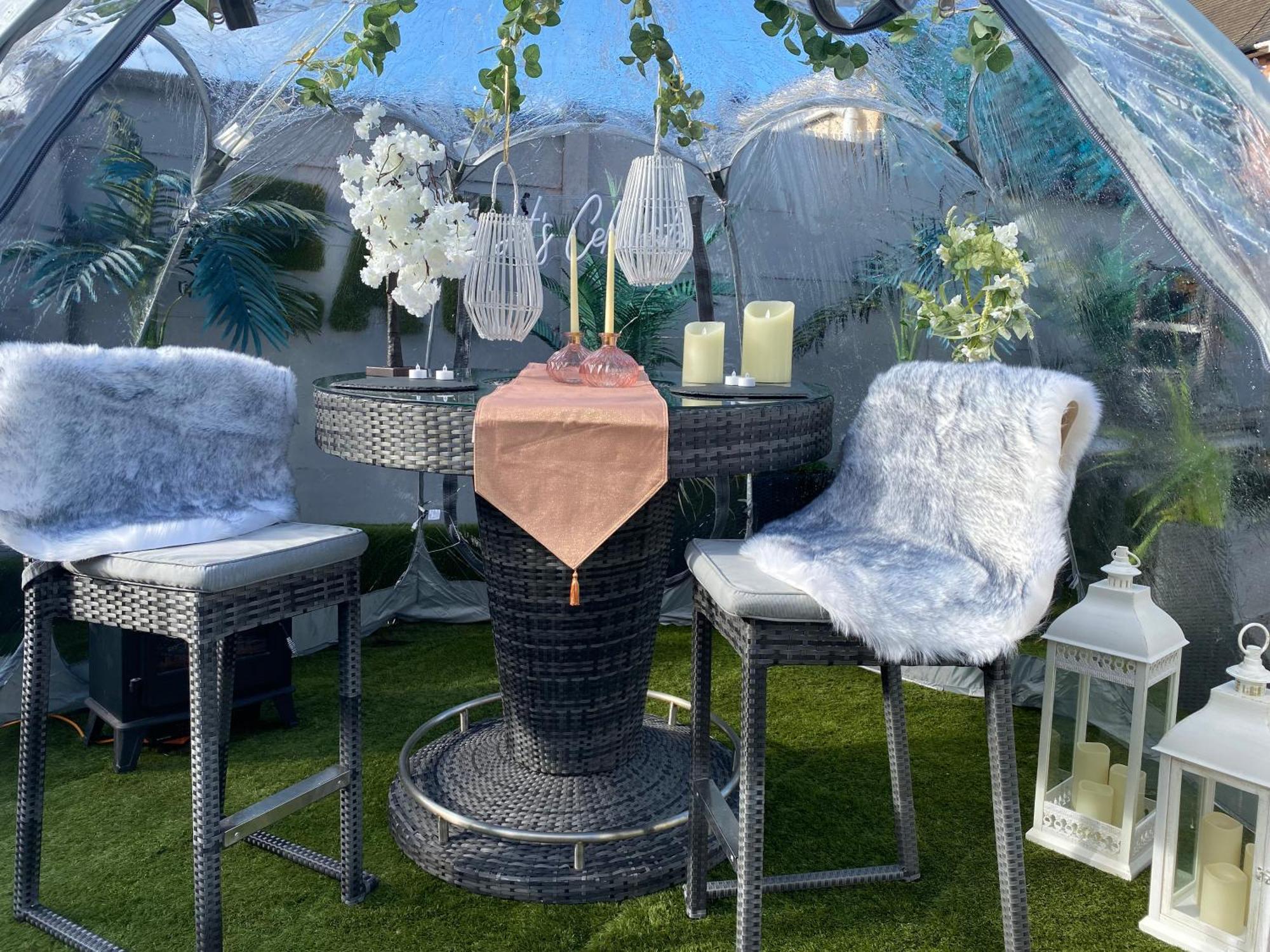 Mini Love Island Style Guest House Includes Personal Hot 24 Hour Swimming Pool, Outdoor Bathtub, Heated Dining Dome And Fire Pit, All This Is Secretly Located In The Busy Suburbs Of Nottingham Exterior foto